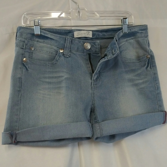 Seven7  Blue Light Wash Whiskering Mid Rise Zip Up Cuffed Hem Denim Jean Shorts - Picture 3 of 11